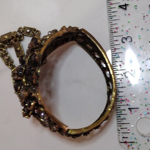 Set of 3 Cuff Bracelets Excellent Condition - Picture 8 of 8